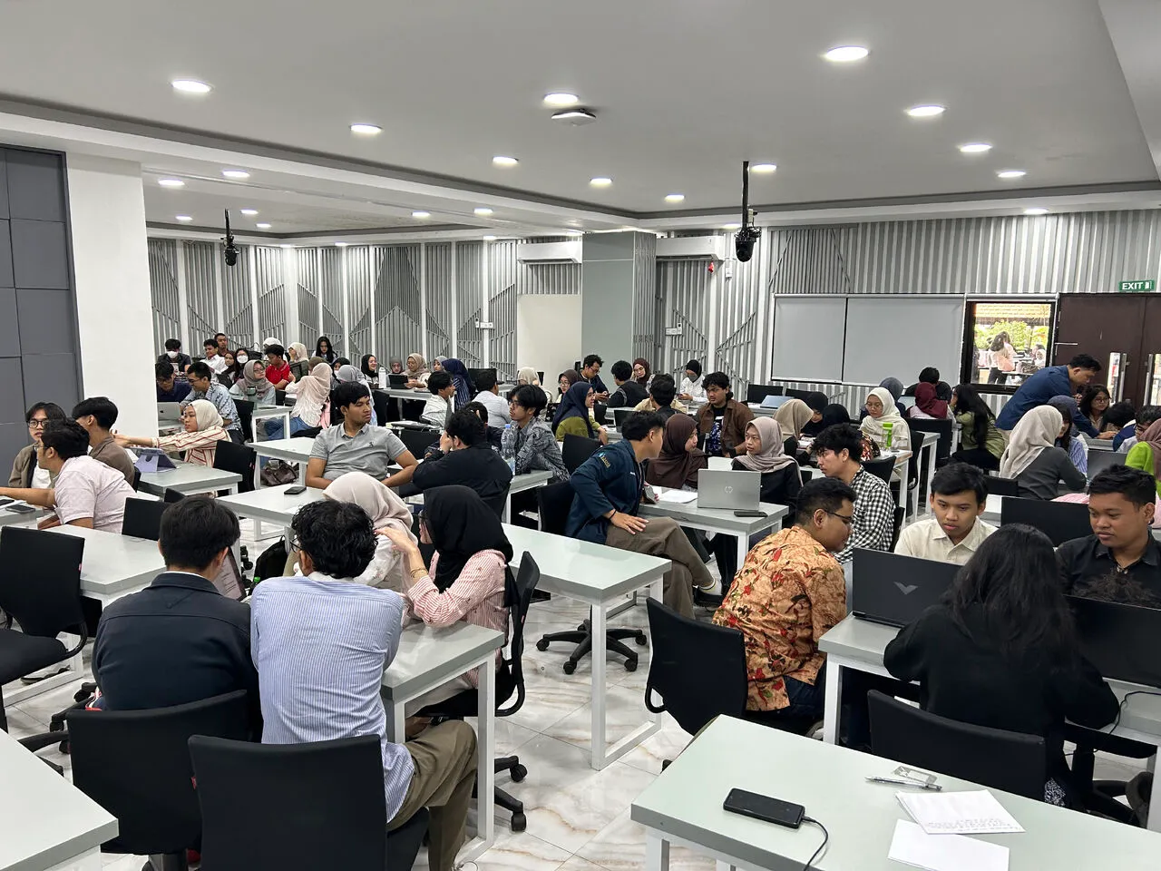 AI for Business Writing — photo 2